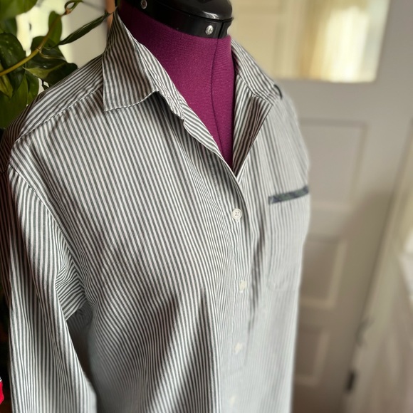 Talbots Green/ White Pin Stripe Button Down Long Sleeve Dress Shirt, Petite - Picture 8 of 8